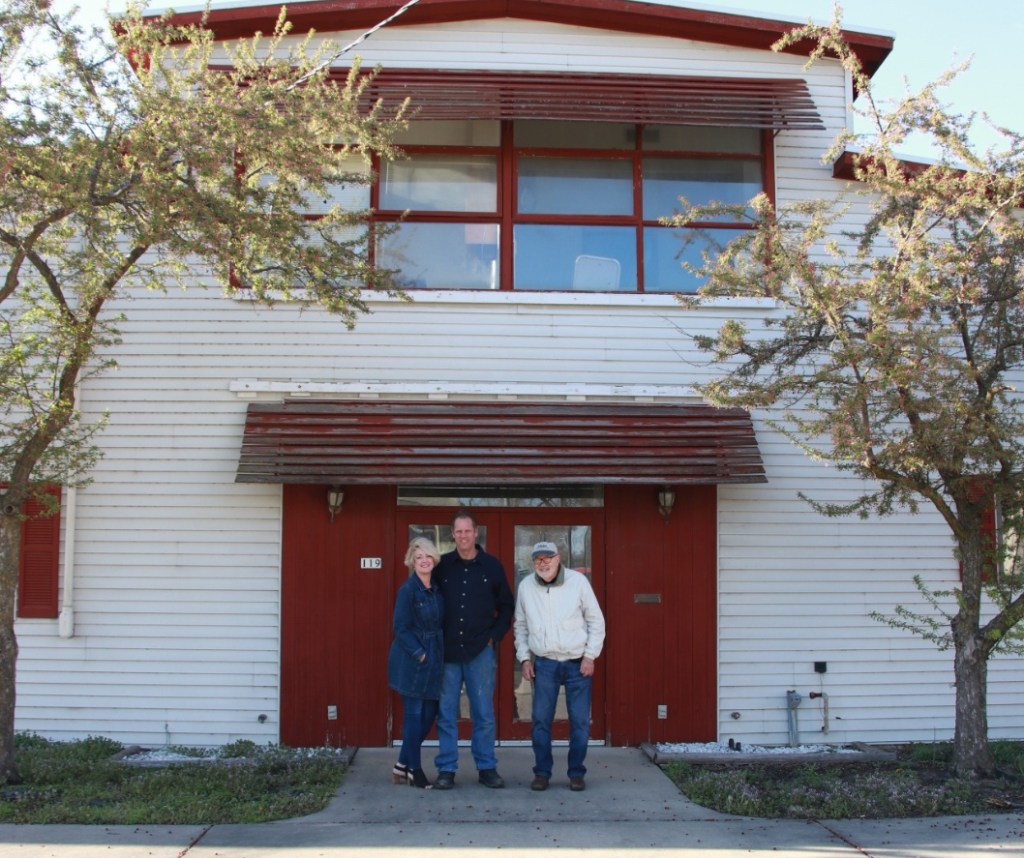 Dave & Erin Stuedemann with Bill Graves
